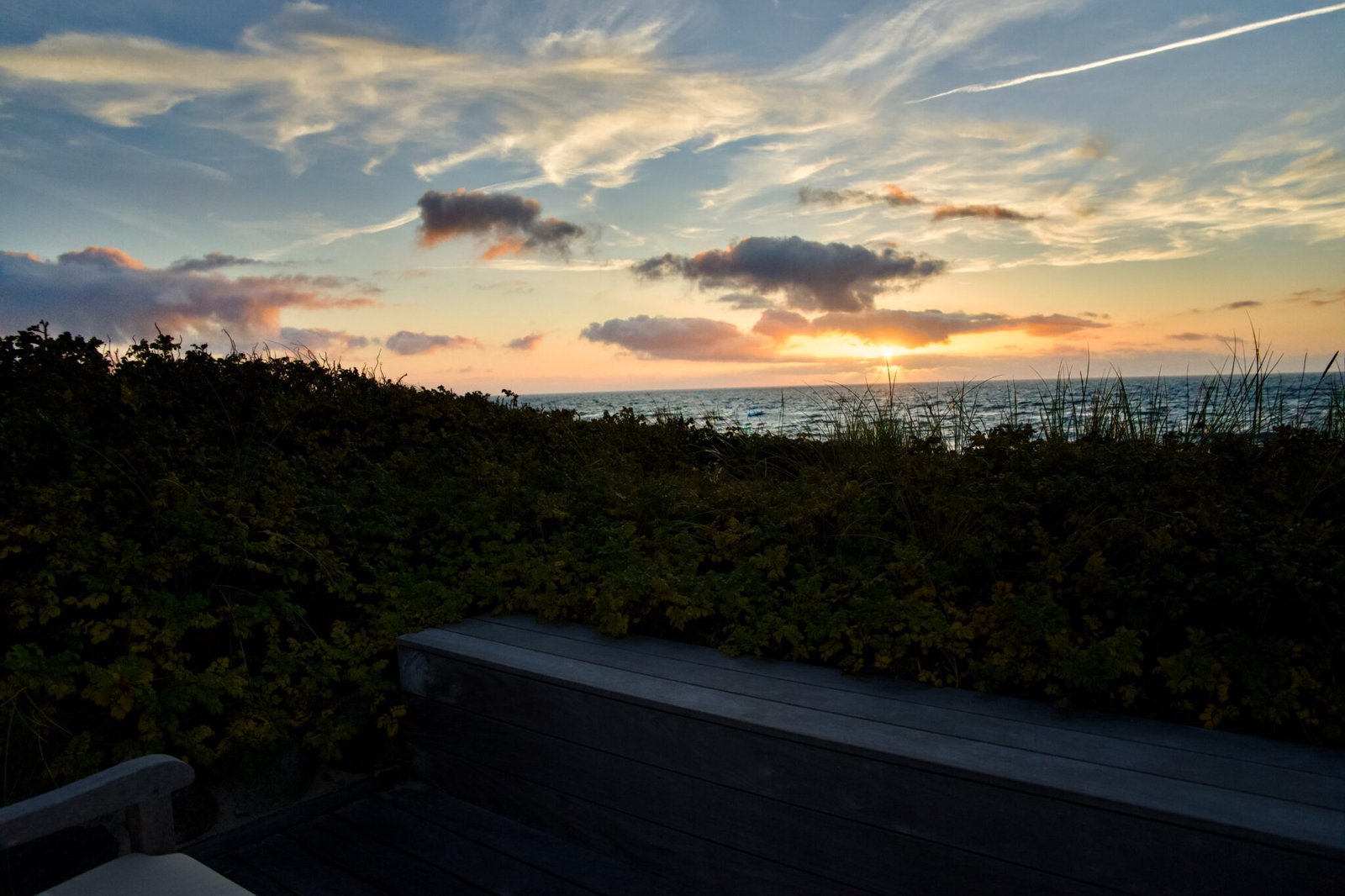 Sonnenuntergang am Söl’ring Hof auf Sylt: Meerblick, der perfekte Rückzugsort.