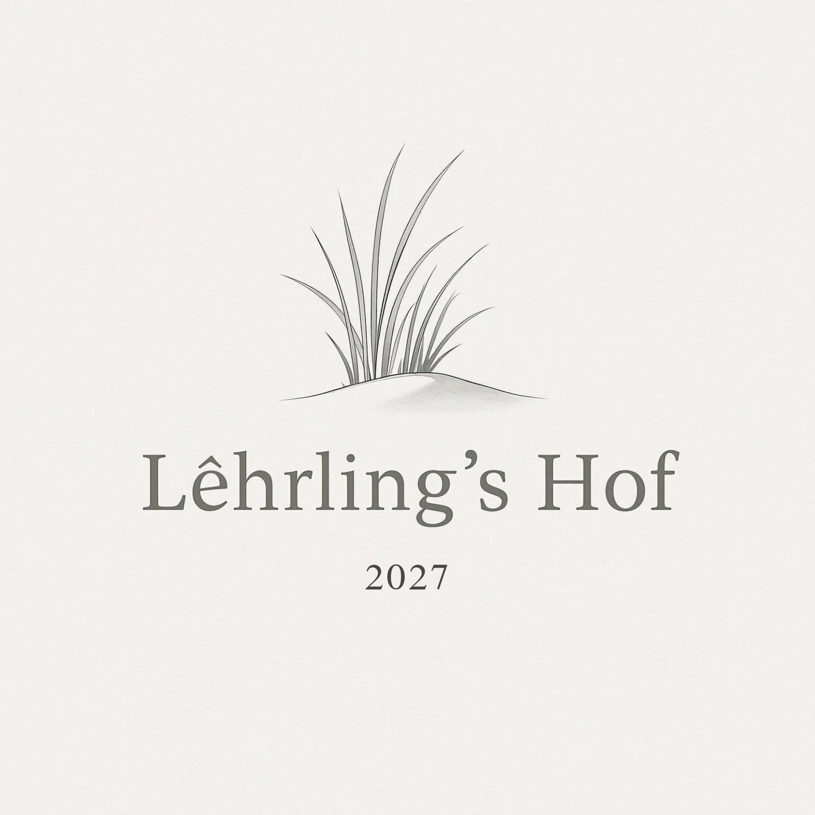 Einfaches Logo: Gras auf dem Hügel, "Lêhrlings Hof 1.0" und "2027".